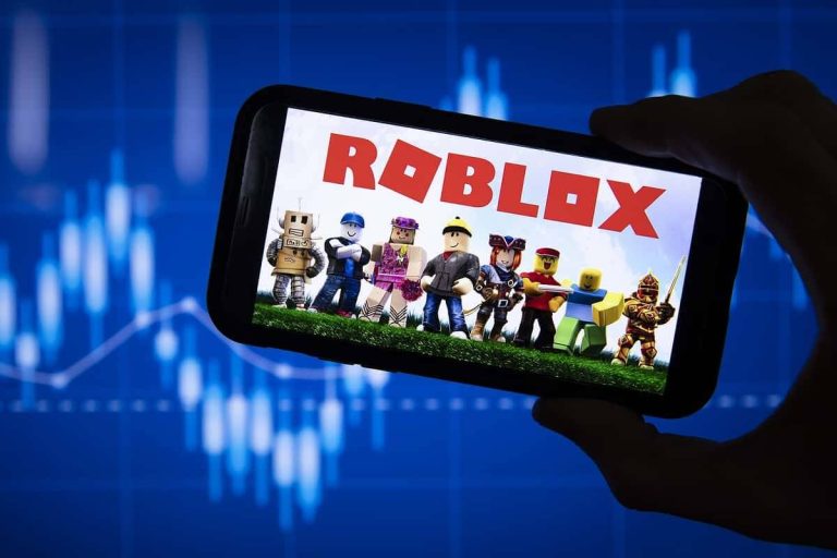 Roblox Shares Soar 11% on Strong Q3 Performance