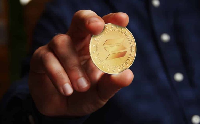Solana and Cardano: Solana is back above 100.00 and EMA50